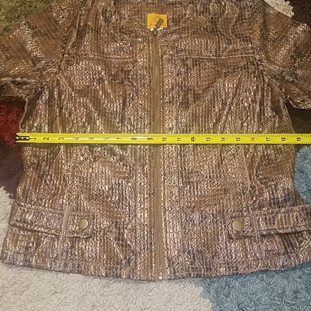 Jacket - Picture 6 of 9